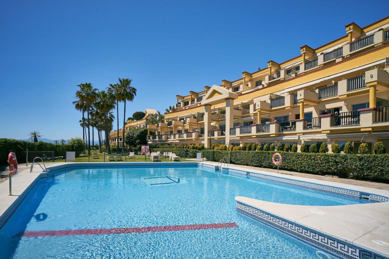 Oleholidays 226 Romana Playa Primera Linea De Mar マルベーリャ エクステリア 写真